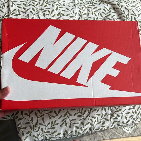 Nike new air sneakers black. - Picture 2 of 8